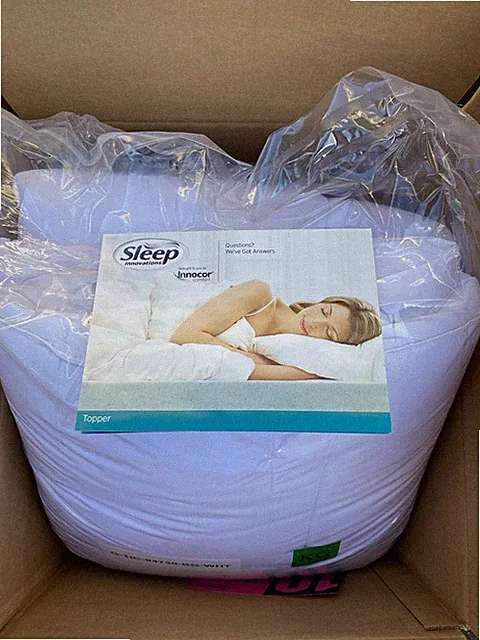 Sleep Innovations G-TOP-95140-KG-WHT Memory Foam Mattress Topper, King White 4”
